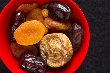dried and fresh fruits
