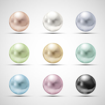 Set of multicolored pearls
