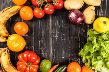 Composition with assorted raw organic vegetables