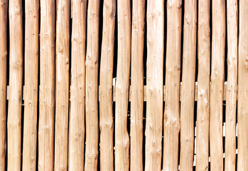 Holzfassade, Hintergrund