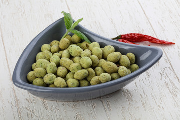 Wasabi peas