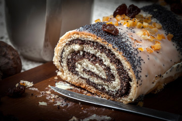 Poppy seed cake.