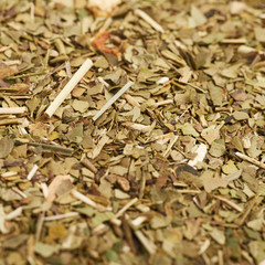 Surface covered with mate leaves