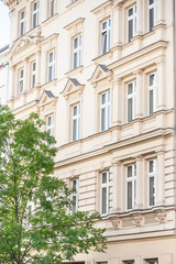 Altbauwohnung - Hochformat