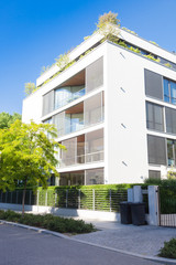 Eigentumswohnungen, Neubau- Hochformat