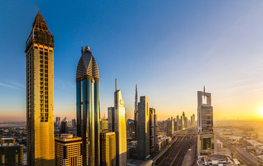 Fototapeta na wymiar Panorama of Dubai