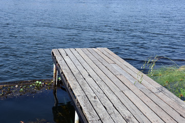 Fototapeta premium wood bridge in the lake