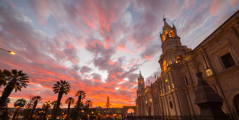 Fototapeta premium Cathedral of Arequipa, Peru, with stunning sky at dusk