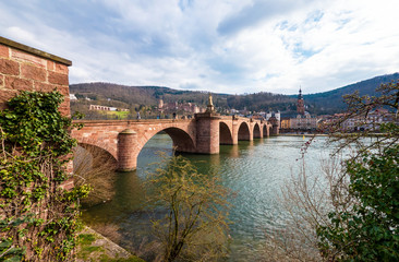 Fototapeta na wymiar Blick auf das historische Heidelberg