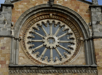 Rosetón de la Iglesia románica de San Pedro , Ávila , España