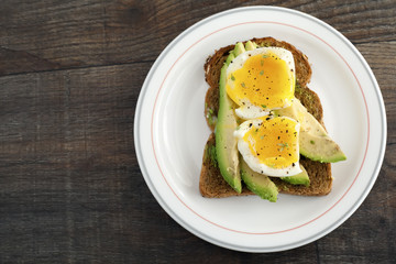 Poached egg on toast