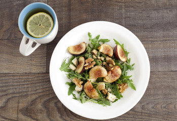 Fig with rucola