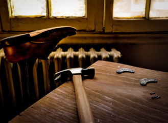 Cobbler's Workbench with Hammer, Shoe, Heal Plates, and Window