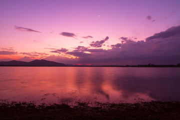 Fototapeta na wymiar lake view in sunset time