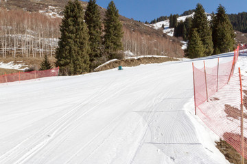 Obraz premium snowy ski trails