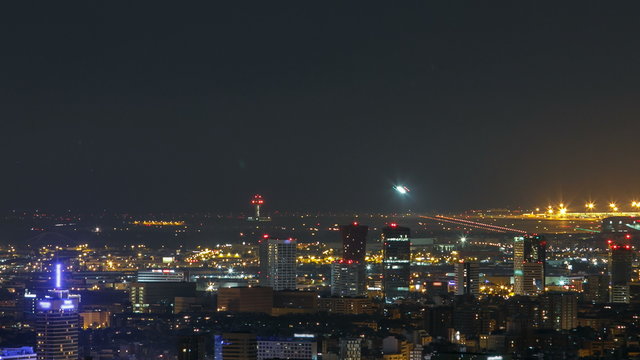 An Airplanes Landing Timelapse At Barcelona Airport Shot With A Tele Zoom Lens