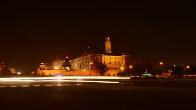 Fast motion shot of traffic moving in front of the Rashtrapati Bhavan, New Delhi, India 