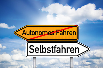 Obraz premium Cockpit mit Parkassistent, Autonomes Fahren und Selbstfahrer