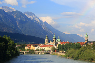 Inn-Bridge and Innsbruck skyline - obrazy, fototapety, plakaty