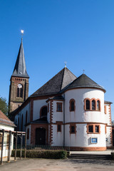 Fototapeta na wymiar Kirche in Britten