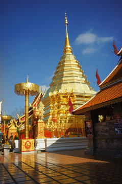 Wat Phrathat Doi Suthep Golden Temple