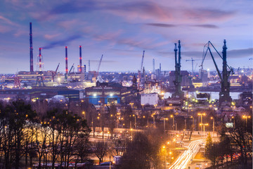 Night view of the Gdansk shipyard - obrazy, fototapety, plakaty