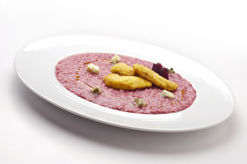 Risotto with beetroot Roquefort and crispy fish fillet