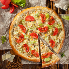 Mozarella and Tomato Pizza