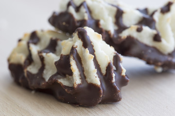 Biscotti al cocco e cacao