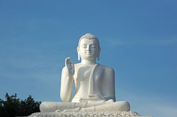 Buddha-Statue - unterweisender Buddha
