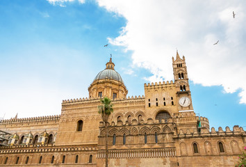 Fototapeta na wymiar Palermo Cathedral, Sicily, Italy