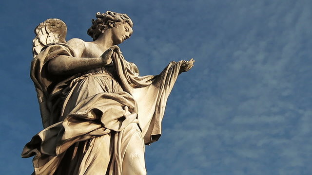 Rome, angel statue on the Sant'Angelo bridge - timelapse -
