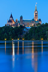 Peace Tower and Parliament Building in Ottawa - obrazy, fototapety, plakaty