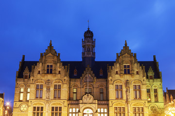 Fototapeta na wymiar Grote Markt architecture in Ypres
