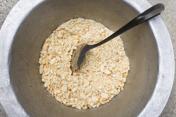 Salt, sesame, peanut mixed
