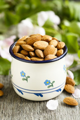 Almond nuts
