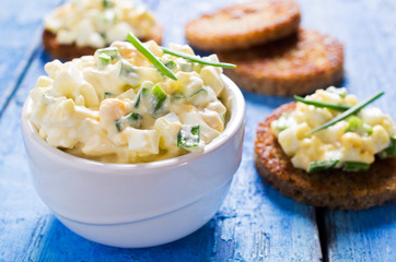 Egg salad with chives
