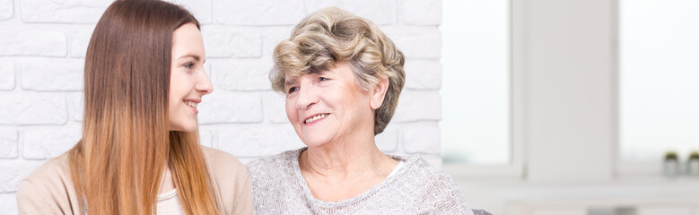 Intergenerational friendship between grandmother and granddaughter