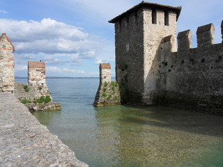 Fototapeta premium castello di sirmione