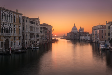 Fototapeta na wymiar Sunrise on Grand Canal in Venice