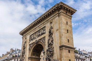 Fototapeta na wymiar Porte Saint-Denis, built in 1672, at order of Louis XIV. Paris.