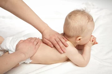 sanfte Rückenmassage © Kristin Gründler