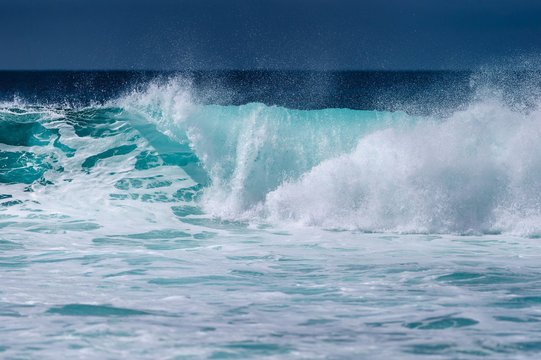 Turquoise ocean waves