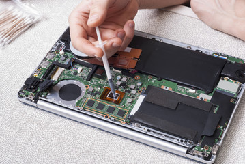 master laptop repairs