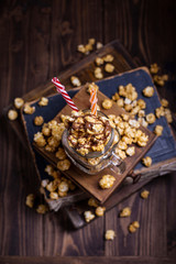 Caramel popcorn