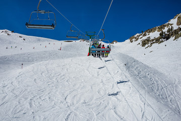 Fototapeta na wymiar Chairlift in winter resort from formigal