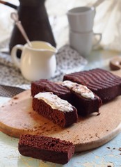 chocolate cake brownies