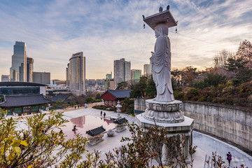 Naklejka premium Bongeunsa temple in Seoul City, South Korea