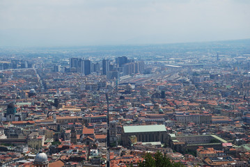 Spaccanapoli, la strada che divide il cuore della vecchia Napoli dall'alto in Certosa
