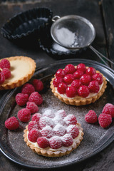 Tartlet with raspberries